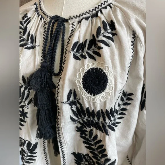 ZARA Linen/Cotton BOHO Embroidered open Front Blouse with tassels. M - Picture 3 of 13